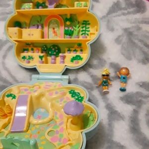 Vintage Polly Pocket Blue Bird with 2 miniature Polly figures